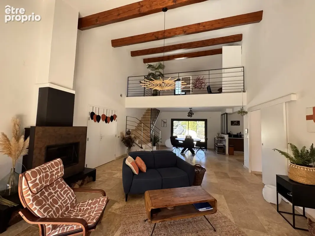 MAGNIFIQUE VILLA T6 - Environnement privilégié - photo 8