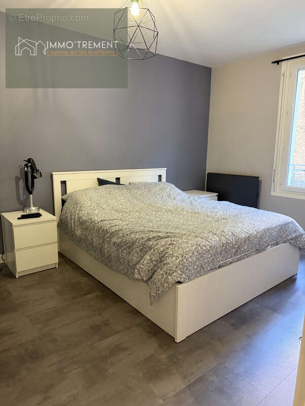 Appartement à SAINT-JUST-SAINT-RAMBERT