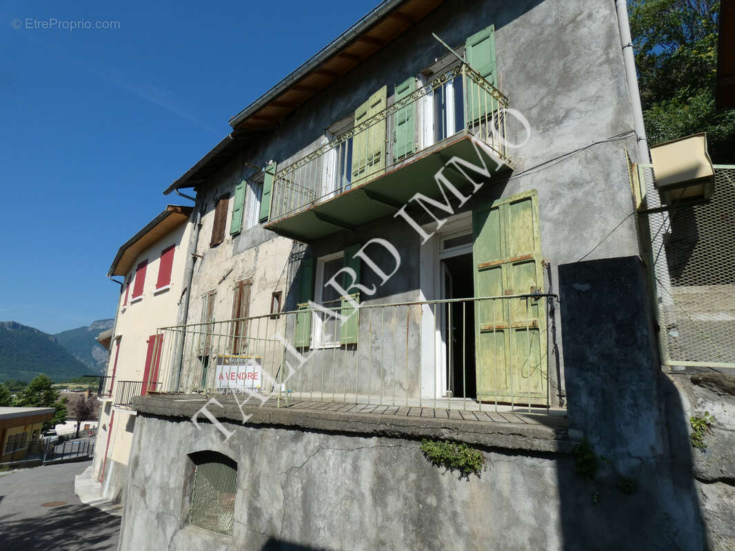 Maison T3 avec terrasse, cave, combles aménageables - photo 4