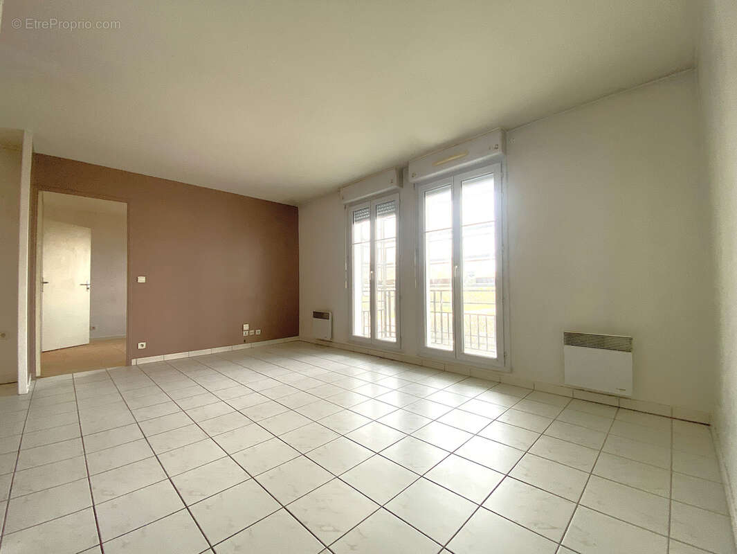 Appartement à MAGNY-LE-HONGRE