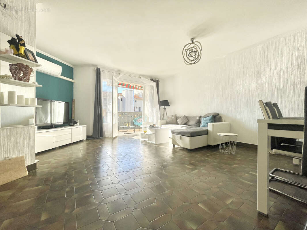 Appartement à FREJUS