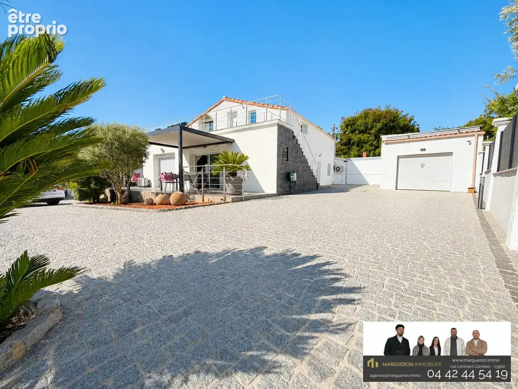 Maison 6 pièces 188 m² à vendre à Saint-Mitre-Les-Remparts (13920) - photo 2