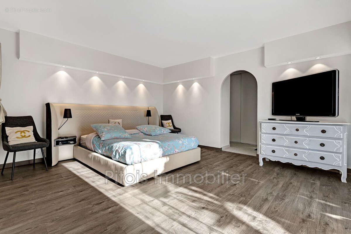 Maison à ANTIBES