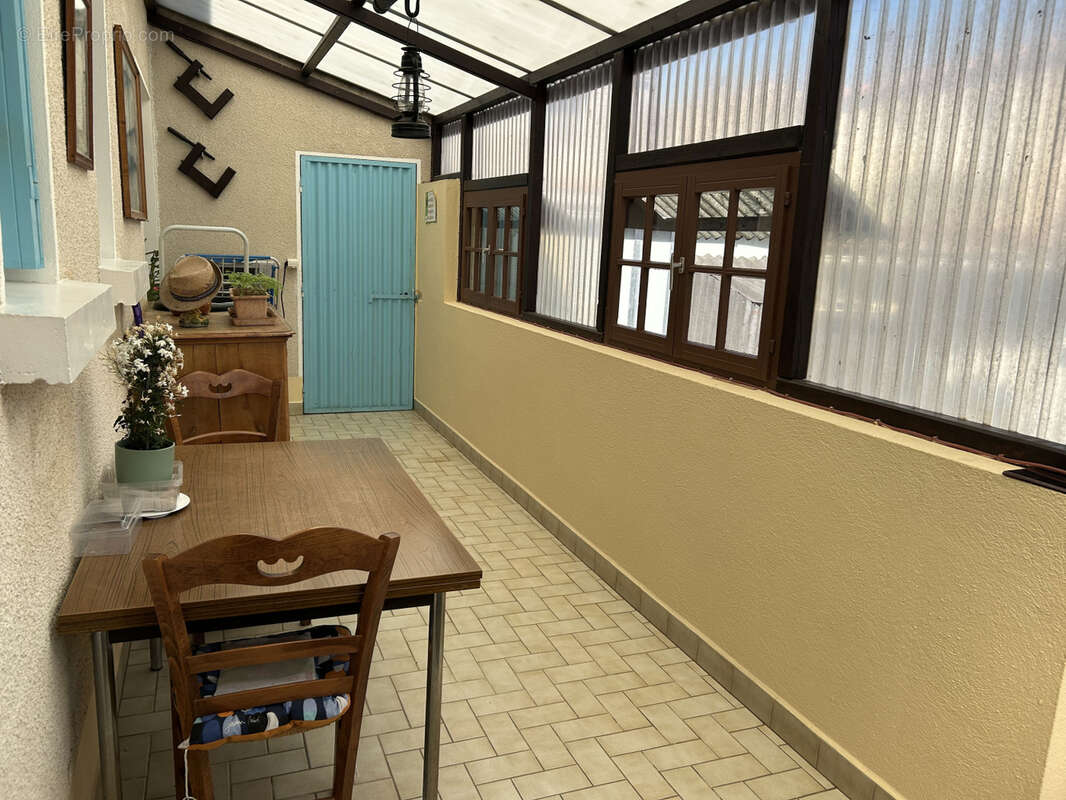 Maison à COURCON