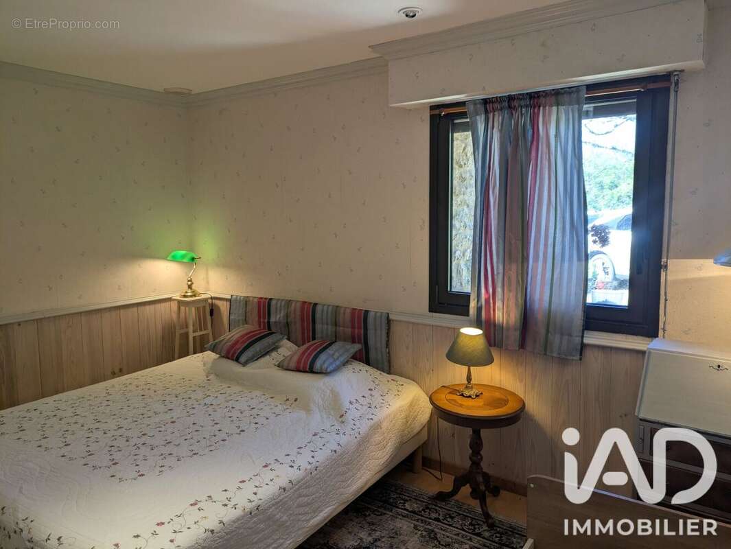 Maison 211 m² à Savignac-De-Miremont  - photo 9