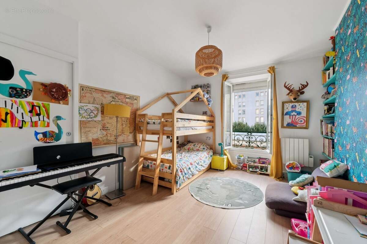 Appartement à PARIS-18E