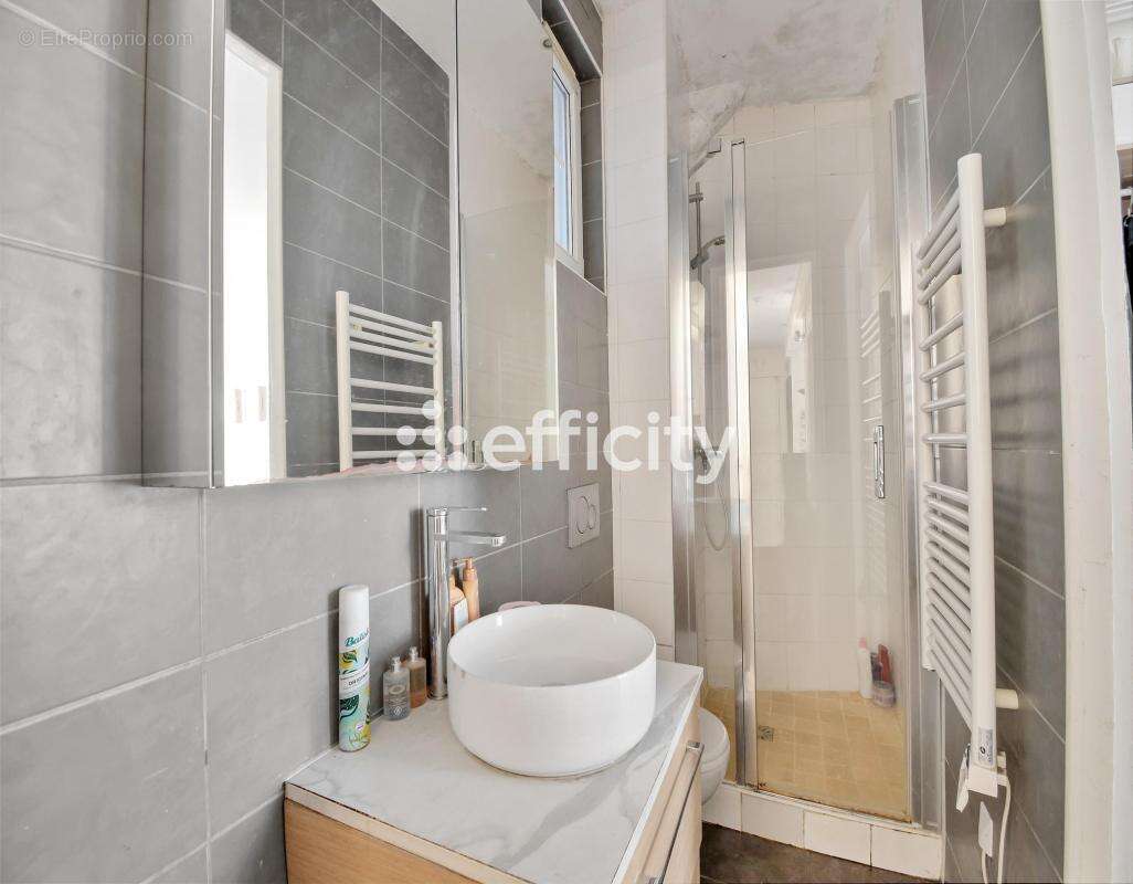 Appartement à ASNIERES-SUR-SEINE