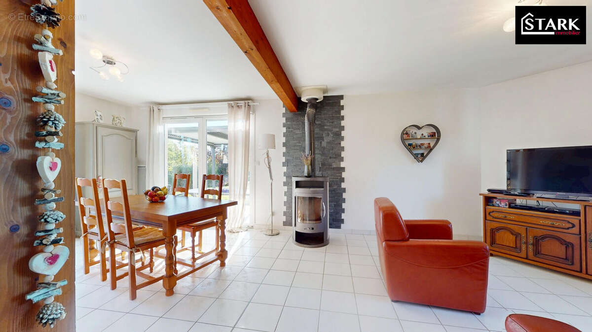 Maison à BESSONCOURT