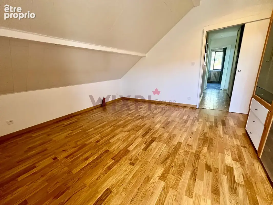 Maison de 195 m² avec t2 independant - photo 9