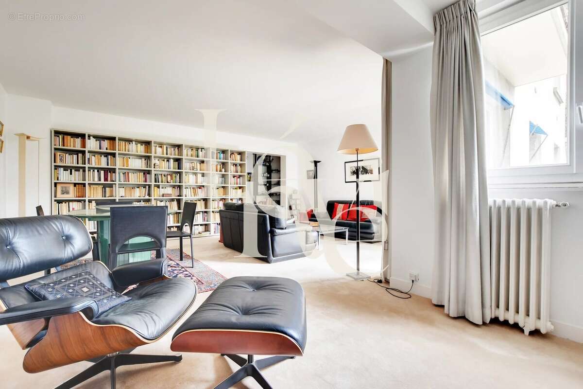 Appartement à PARIS-5E