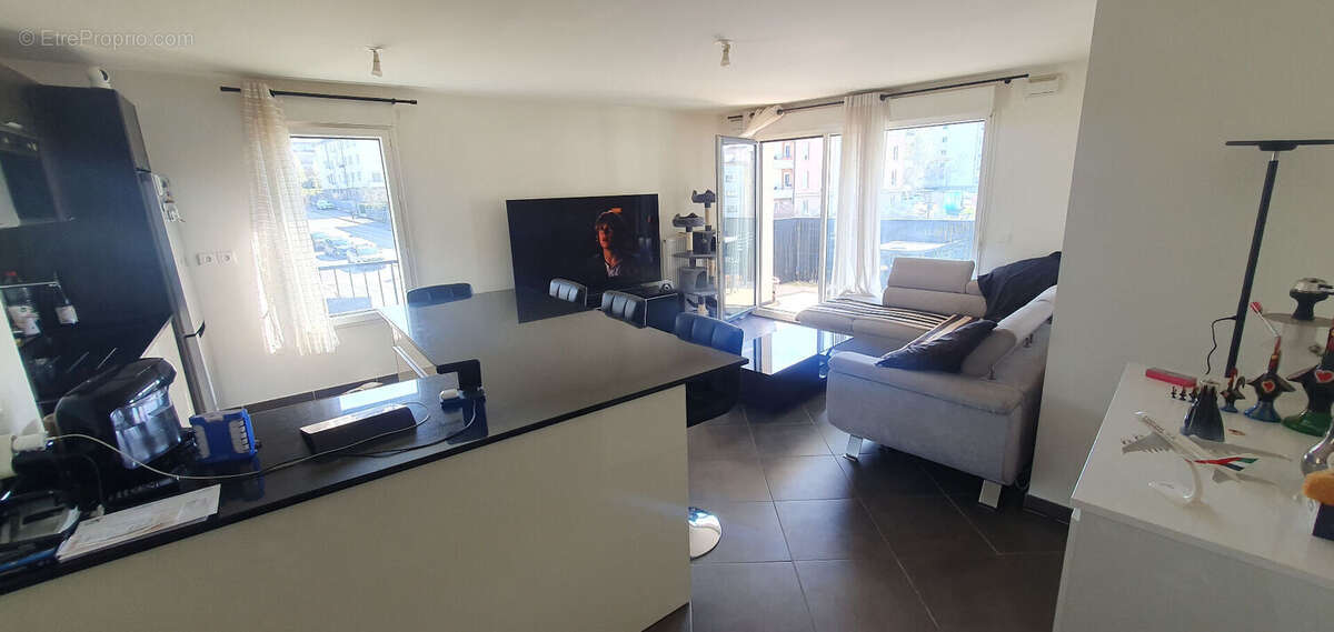 Appartement à VILLE-LA-GRAND