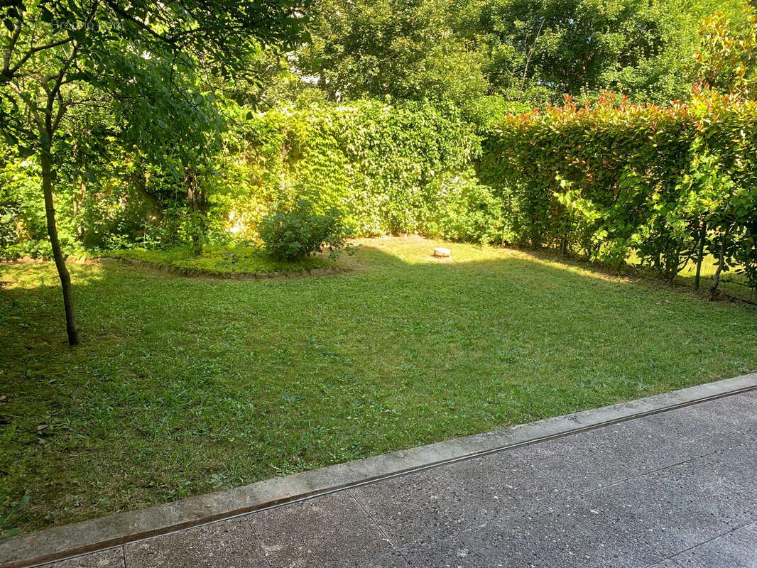 Appartement à GANGES