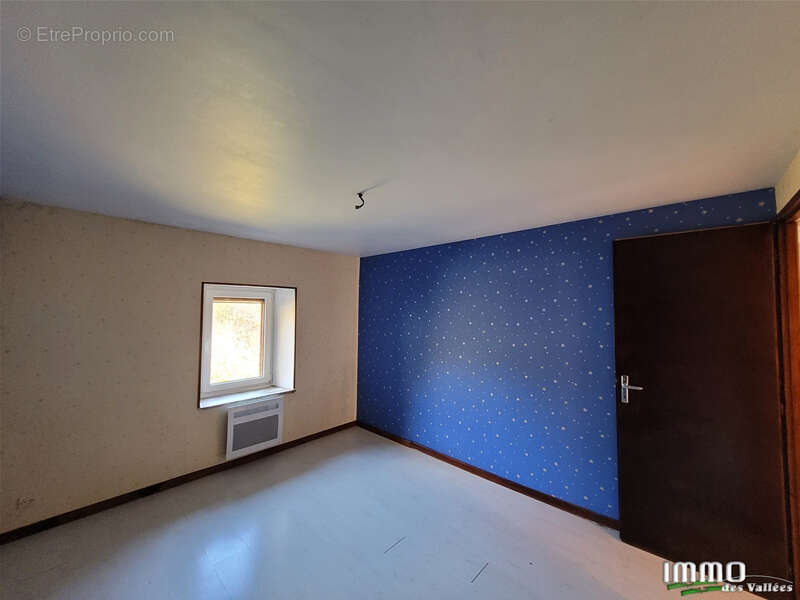 Appartement à FRESSE-SUR-MOSELLE