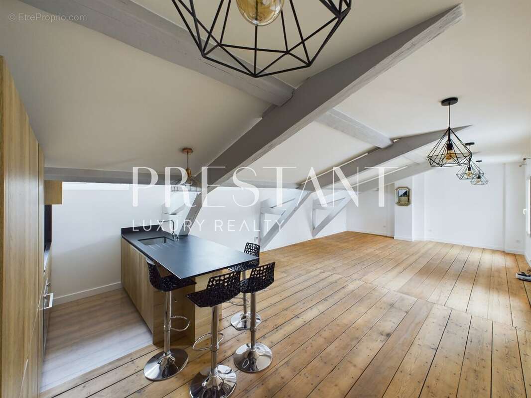 Appartement à BORDEAUX