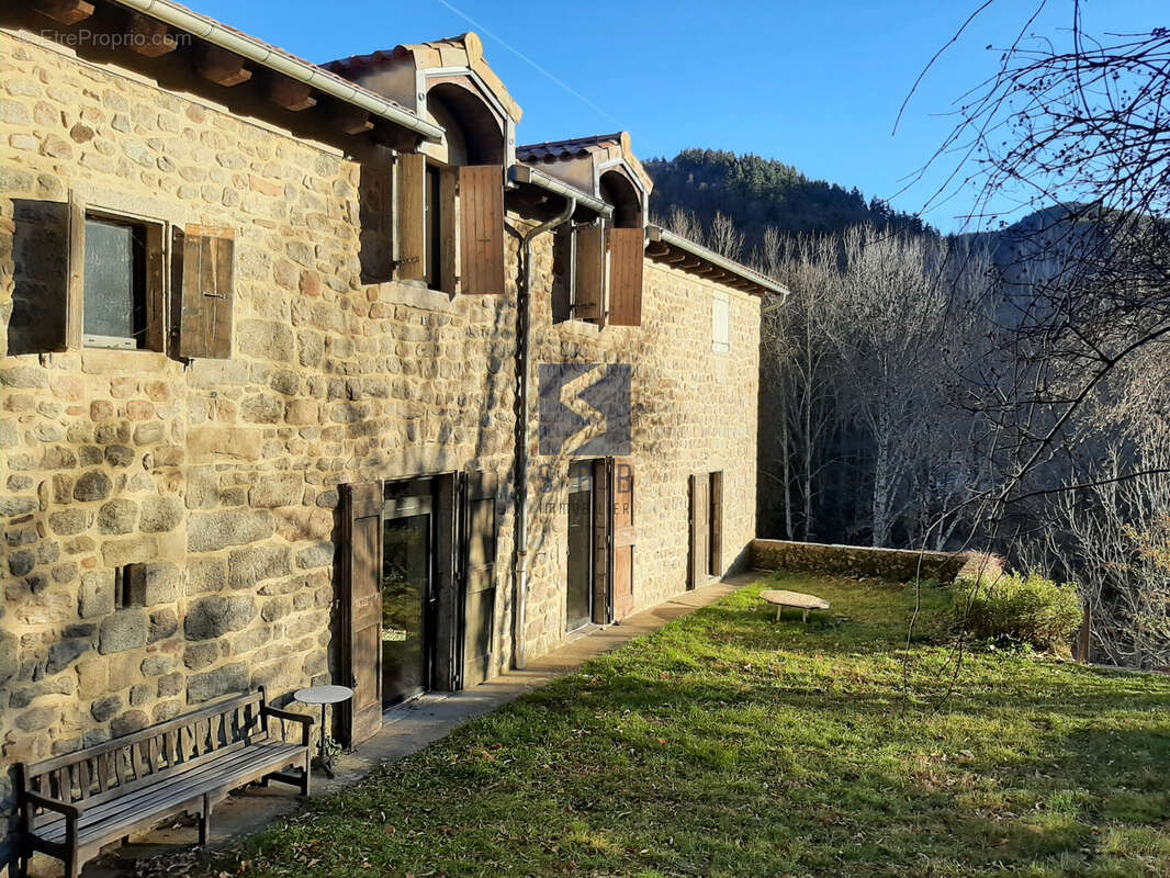 Maison à MARCOLS-LES-EAUX
