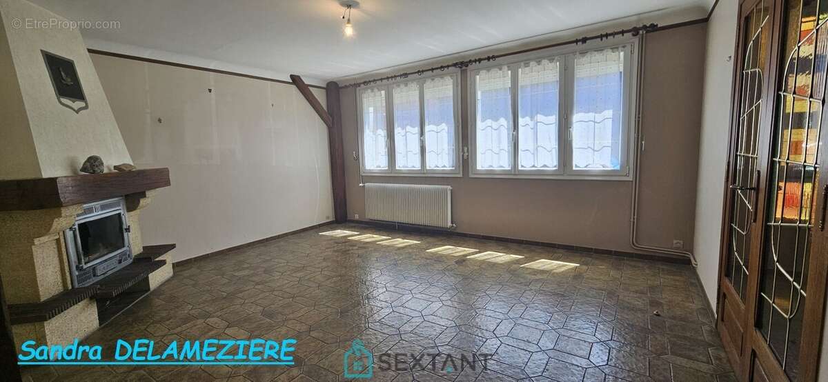 Maison familiale avec garage et jardin - photo 2