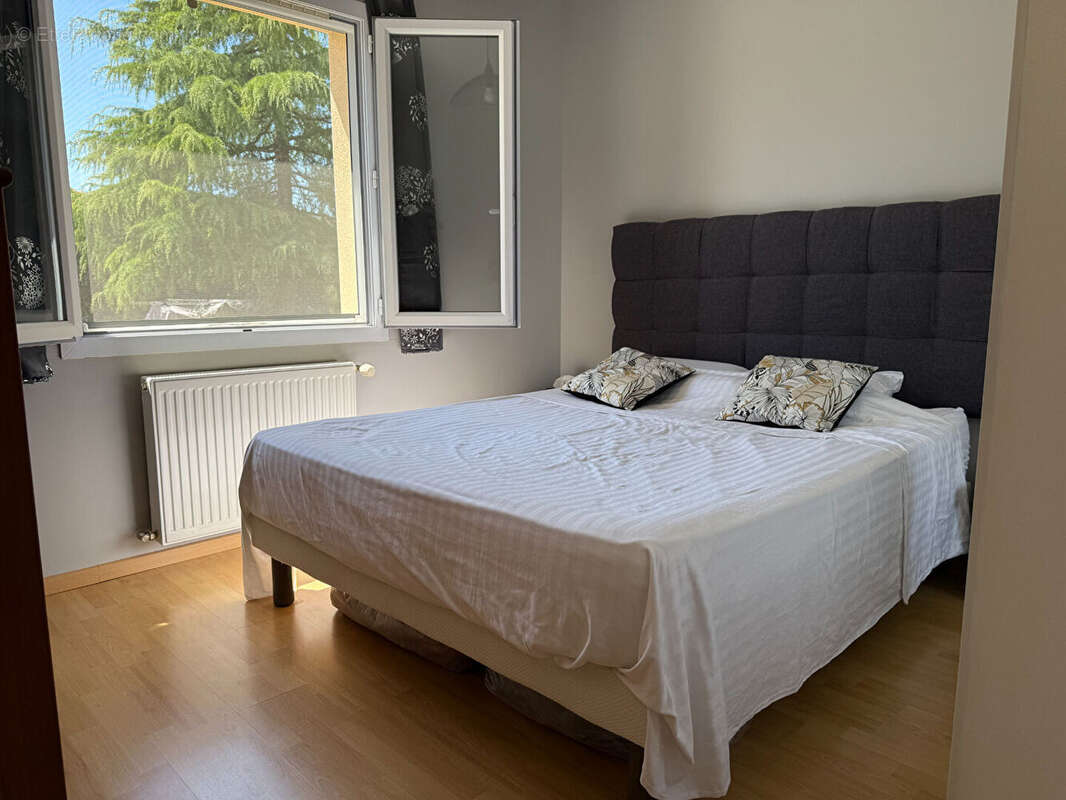 Maison à ROCHES-PREMARIE-ANDILLE