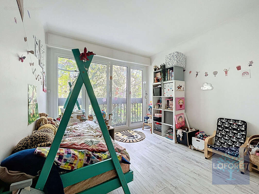 Appartement à CHILLY-MAZARIN