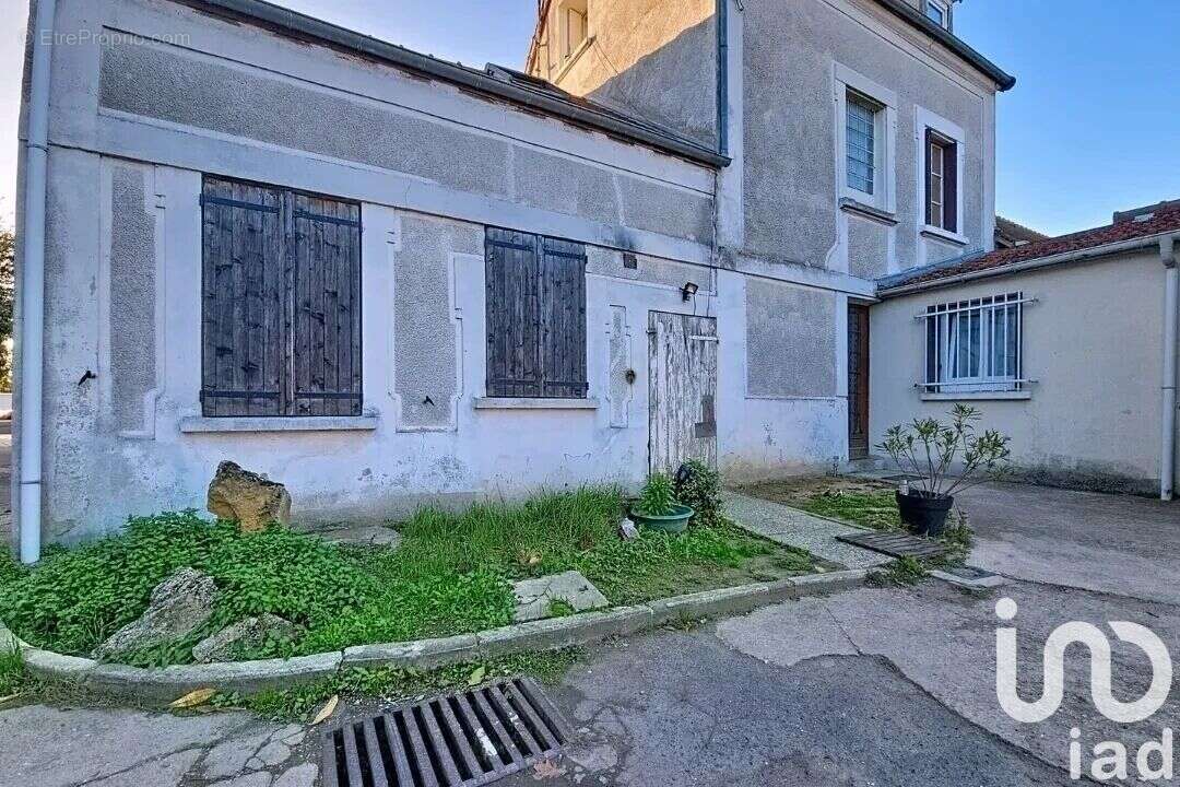 Photo 9 - Appartement à CORBEIL-ESSONNES