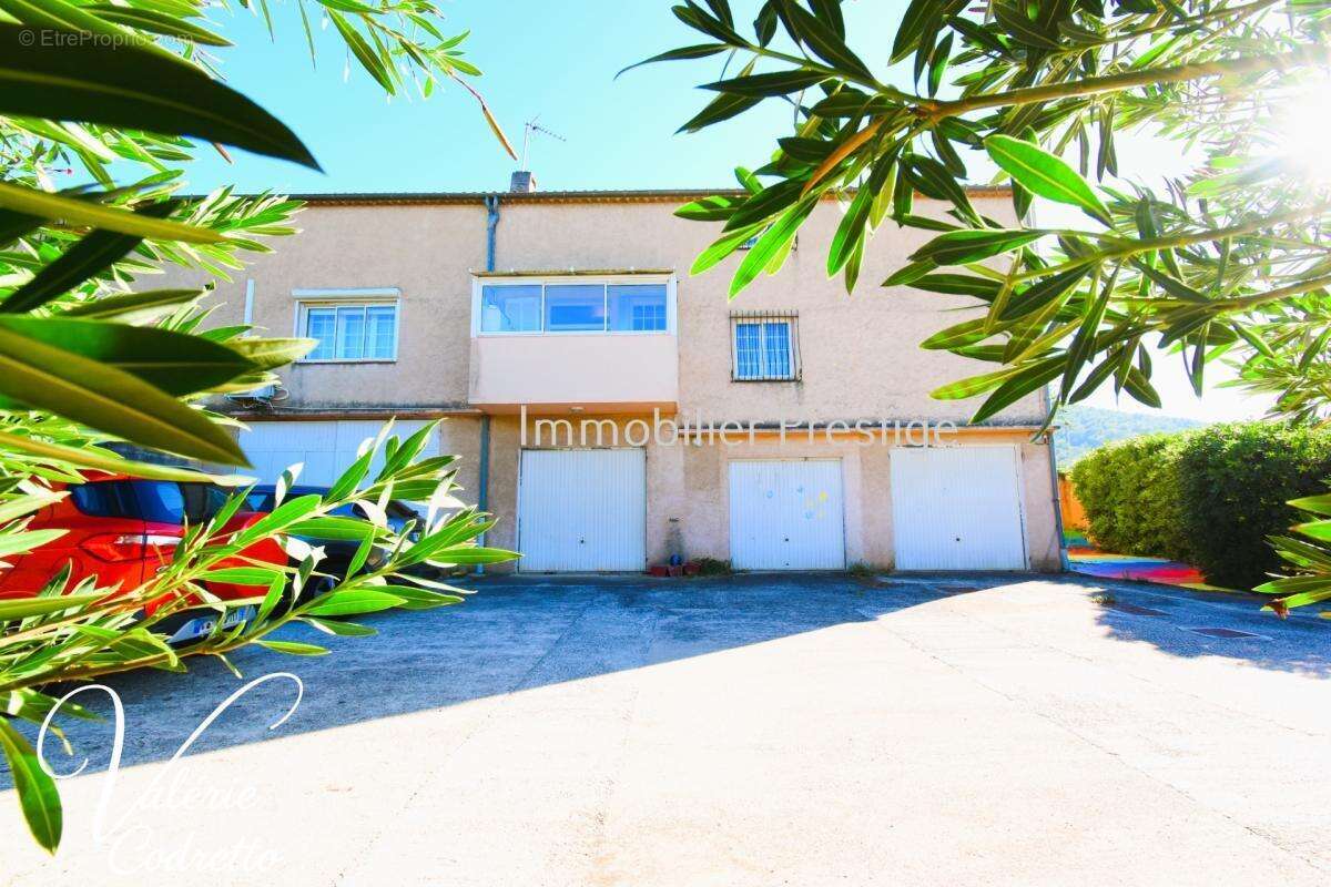 La moutonne – villa 185 m² – 6 chambres – piscine – terrain 1 996 m² – 4 grands garages 83260 - photo 9