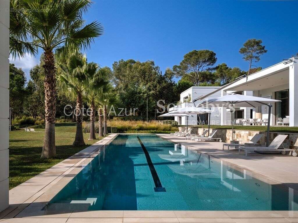 Maison à MOUGINS