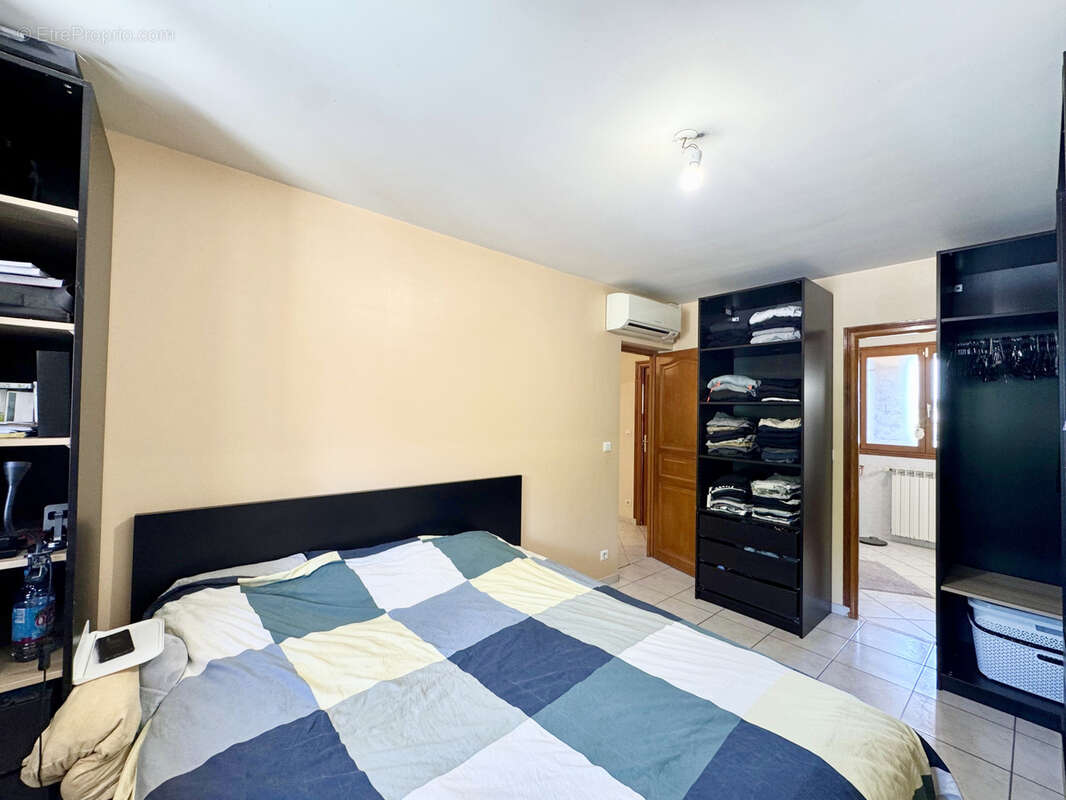 Maison à COULOMMIERS