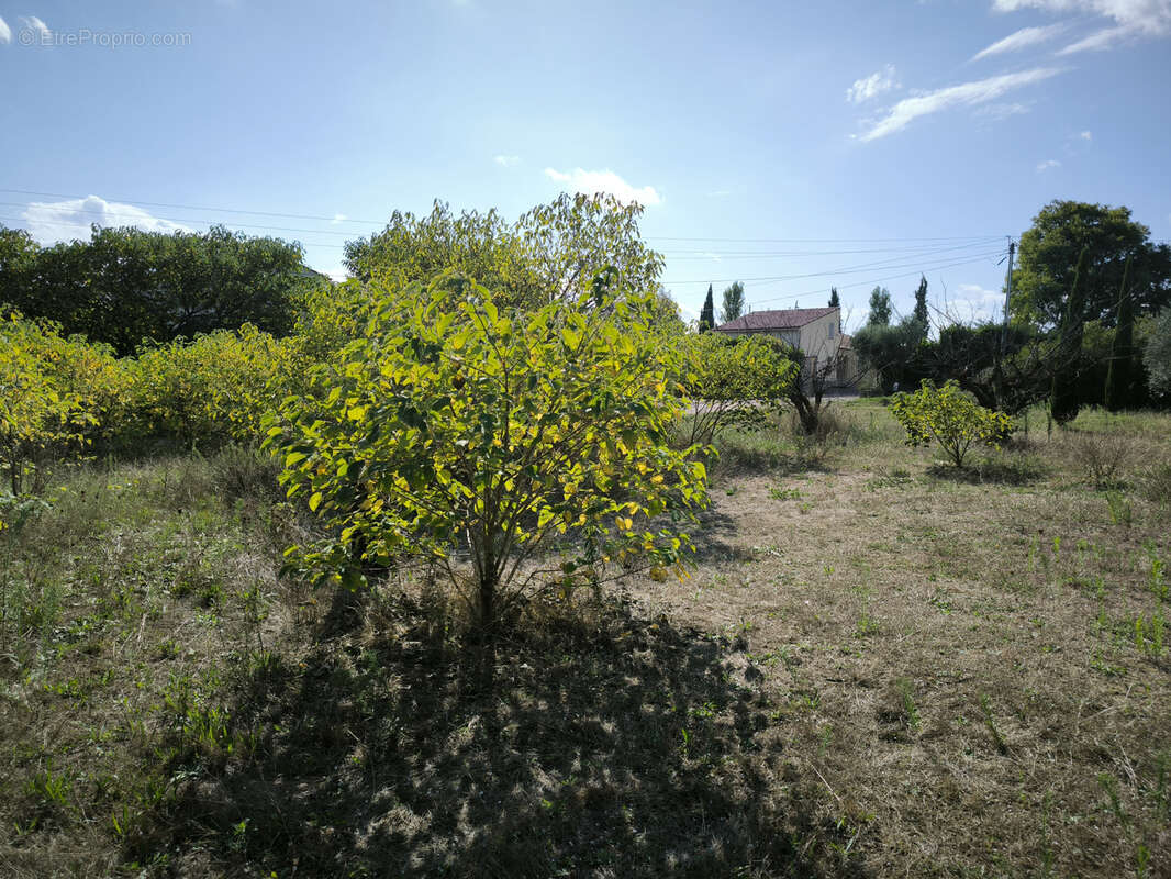 Terrain à UZES