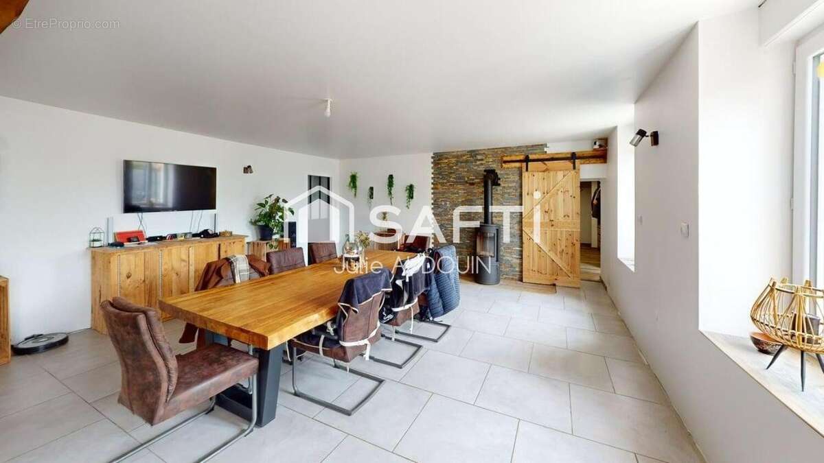 Maison 264 m² à Bignay  - photo 6