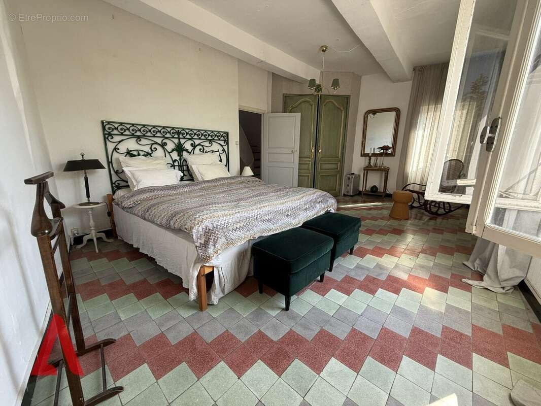 Charmante maison de village au cur de Laurens  3 chambres et terrasses - photo 15