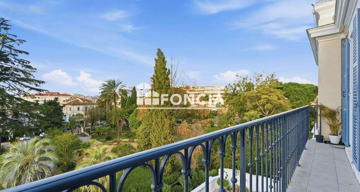 Appartement à CANNES