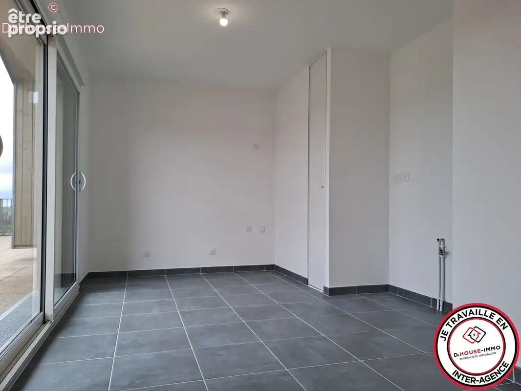 Appartement 144 m² à La Riche  - photo 9