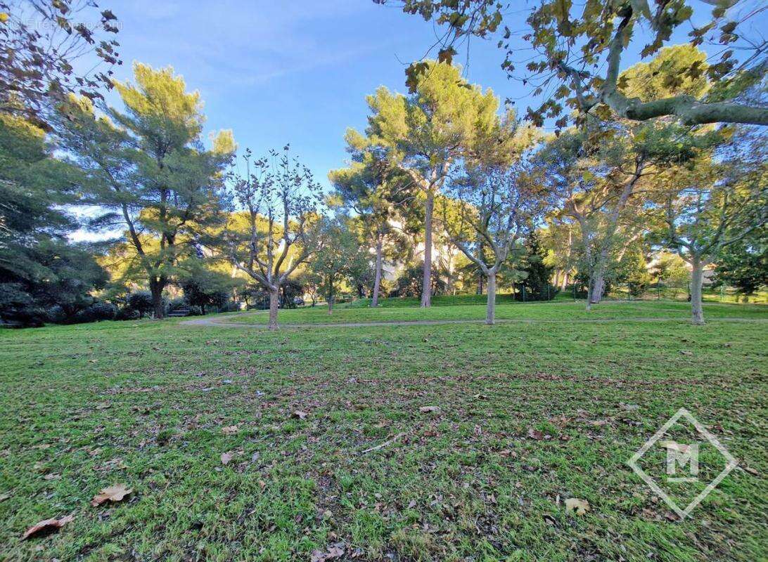 Appartement à MARSEILLE-9E