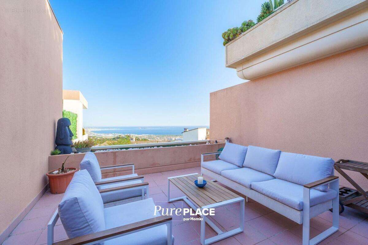 Appartement à MANDELIEU-LA-NAPOULE