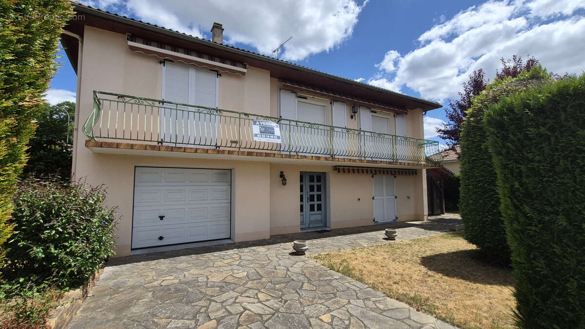 Maison à FEYTIAT