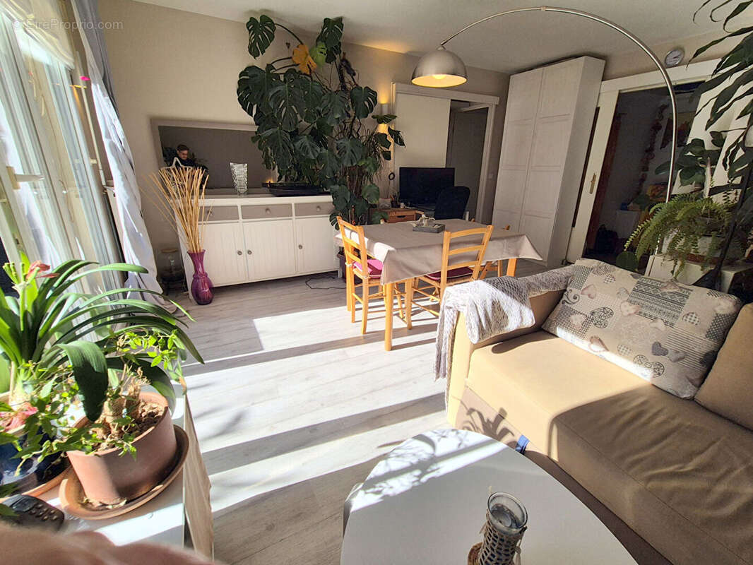 Appartement à ELANCOURT