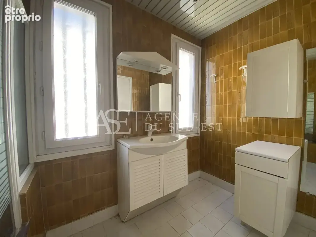 maison de ville au centre d Aix - photo 9