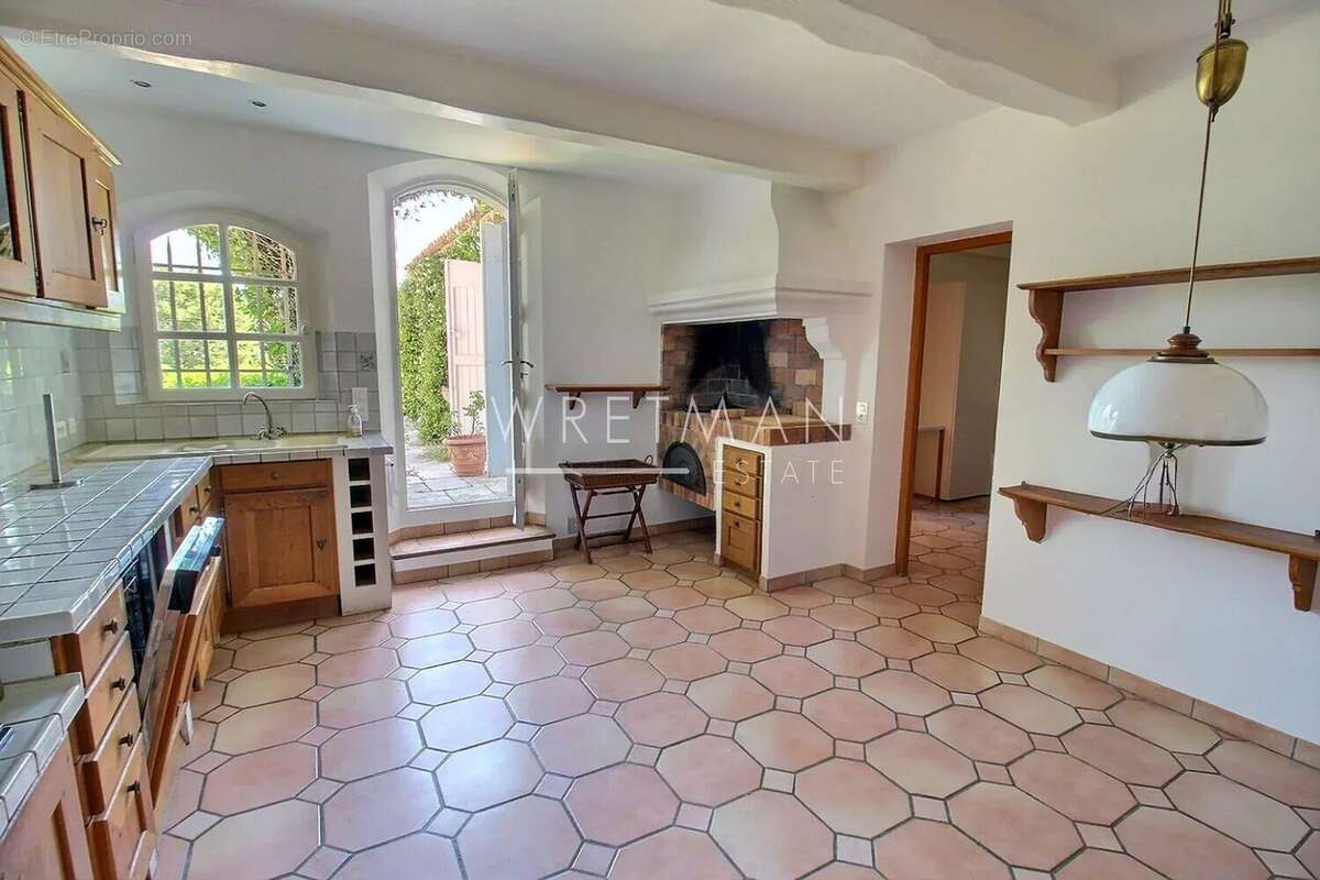 Maison à SAINT-VALLIER-DE-THIEY