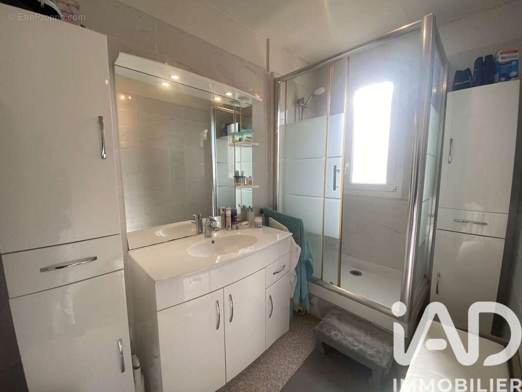 Photo 7 - Maison à LE MUY