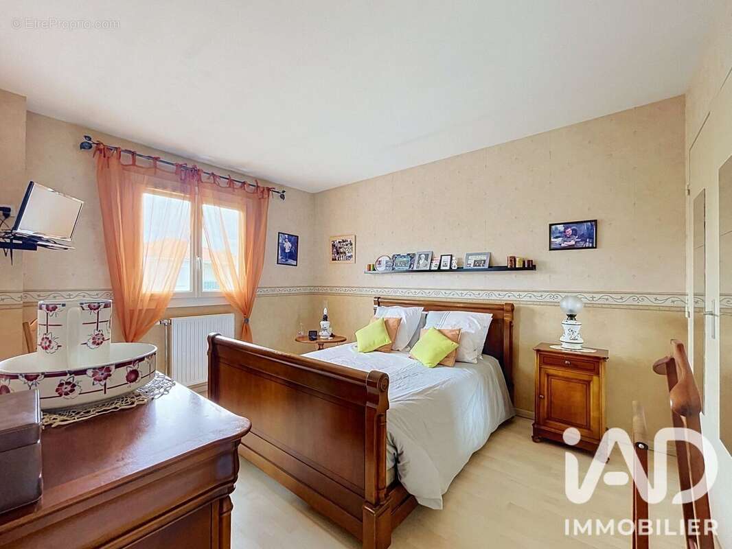 Maison 101 m² à Saint-Herblain  - photo 5