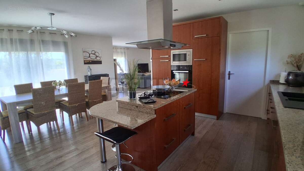 Maison à GRAULHET