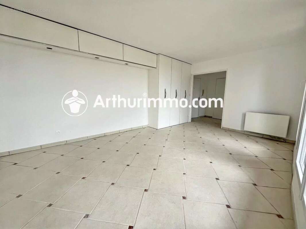 Appartement à LIEUSAINT