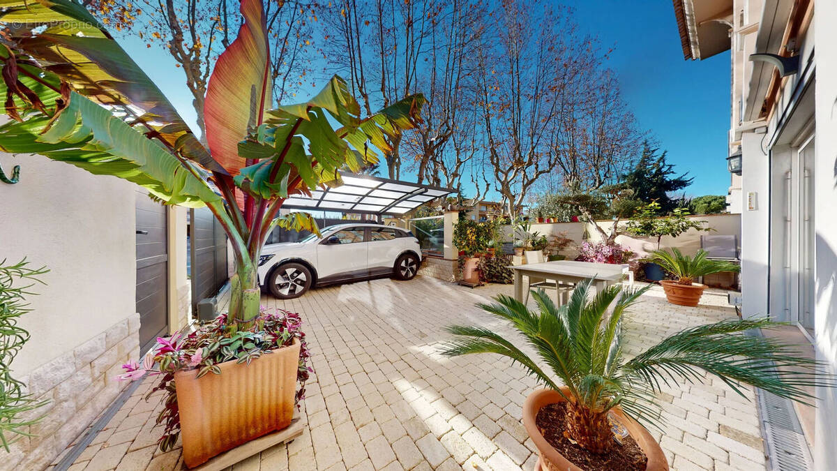 Appartement à FREJUS