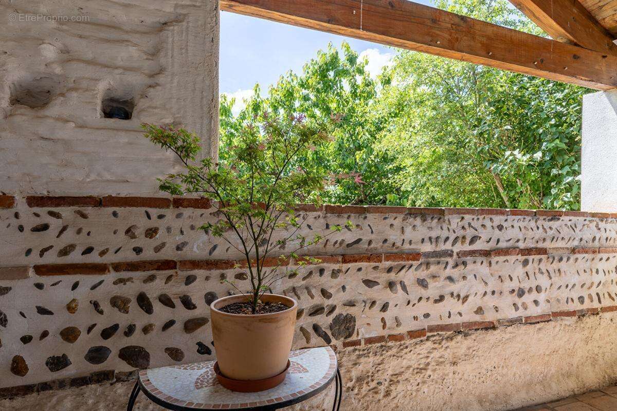 A VENDRE Maison 5 P 140 m2 3 chambres a Canals - 82170 - photo 2