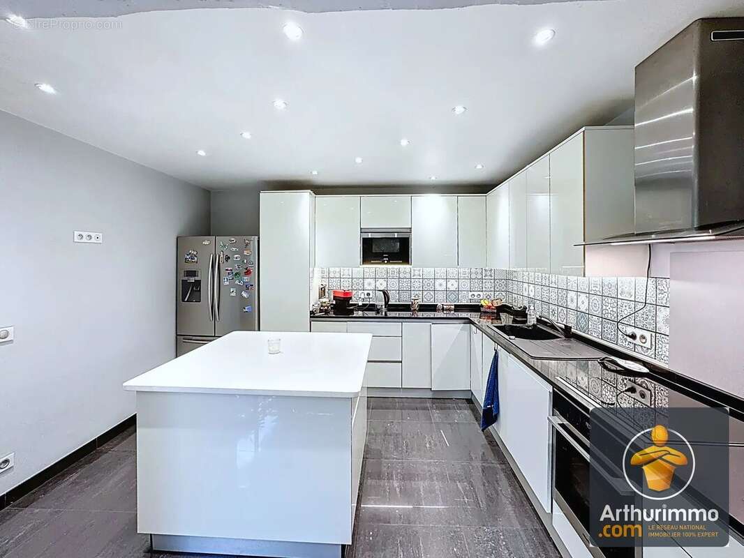 Maison à LIMEIL-BREVANNES