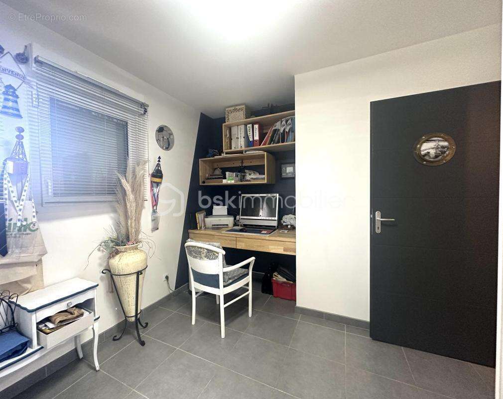 Maison à VOULX