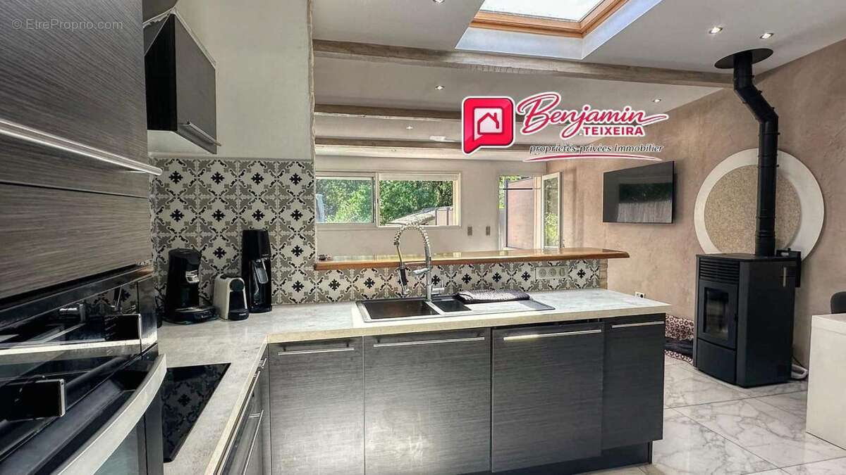 Maison Roquebrune Sur Argens 4 pièce(s) 109.85 m2 - photo 4