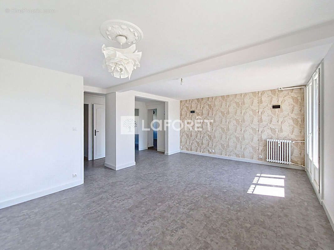 Appartement Caluire Et Cuire 4 pièce(s) 68.60 m2 - photo 5