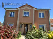 Maison à ENNERY