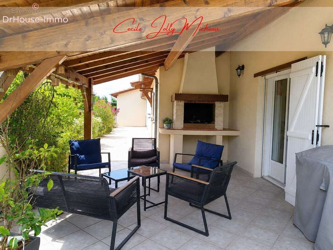Maison 148 m² à Saint-Bonnet-Sur-Gironde  - photo 27