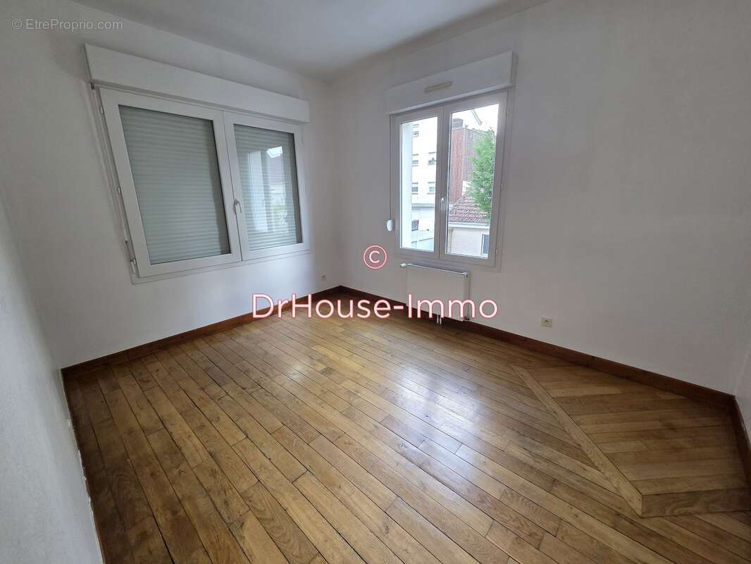 Maison à SAINTE-SAVINE